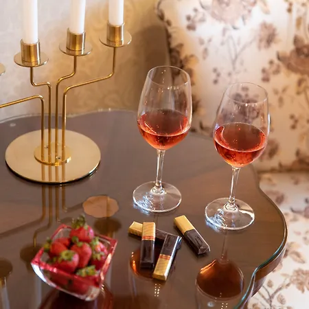 Гостьовий будинок Unique Luxury