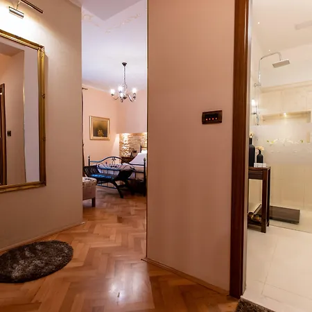 Unique Luxury Penzion 4*