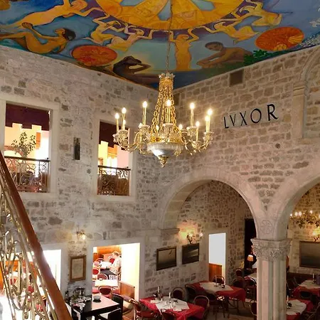 Penzion Unique Luxury 4*